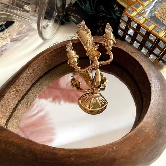 Candle Holder Beauty&Beast Gold Brooch - Picture 15 of 16